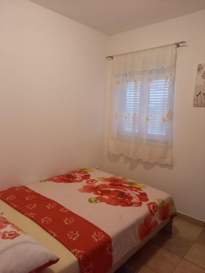 Apartmani Afrodita Цриквеница Экстерьер фото